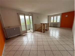 appartement à la vente -   42000  SAINT-ETIENNE, surface 116 m2 vente appartement - APR717538